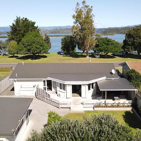 The Great Escape, Luxury Waterfront, Hottub Villa Whitianga Eksteriør billede
